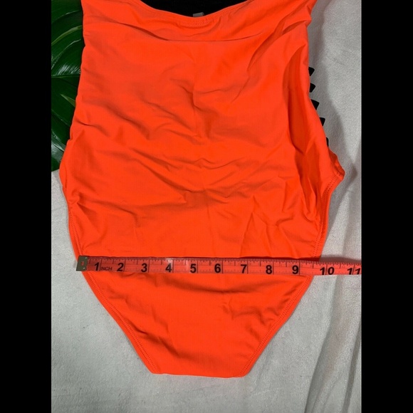 NWT PilyQ 'Selene' Cutout One-Piece Swimsuit‎ Small - Picture 8 of 8